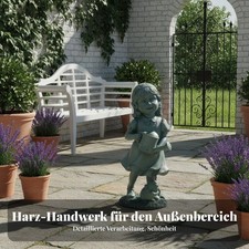 Mädchen mit Gießkanne Statue